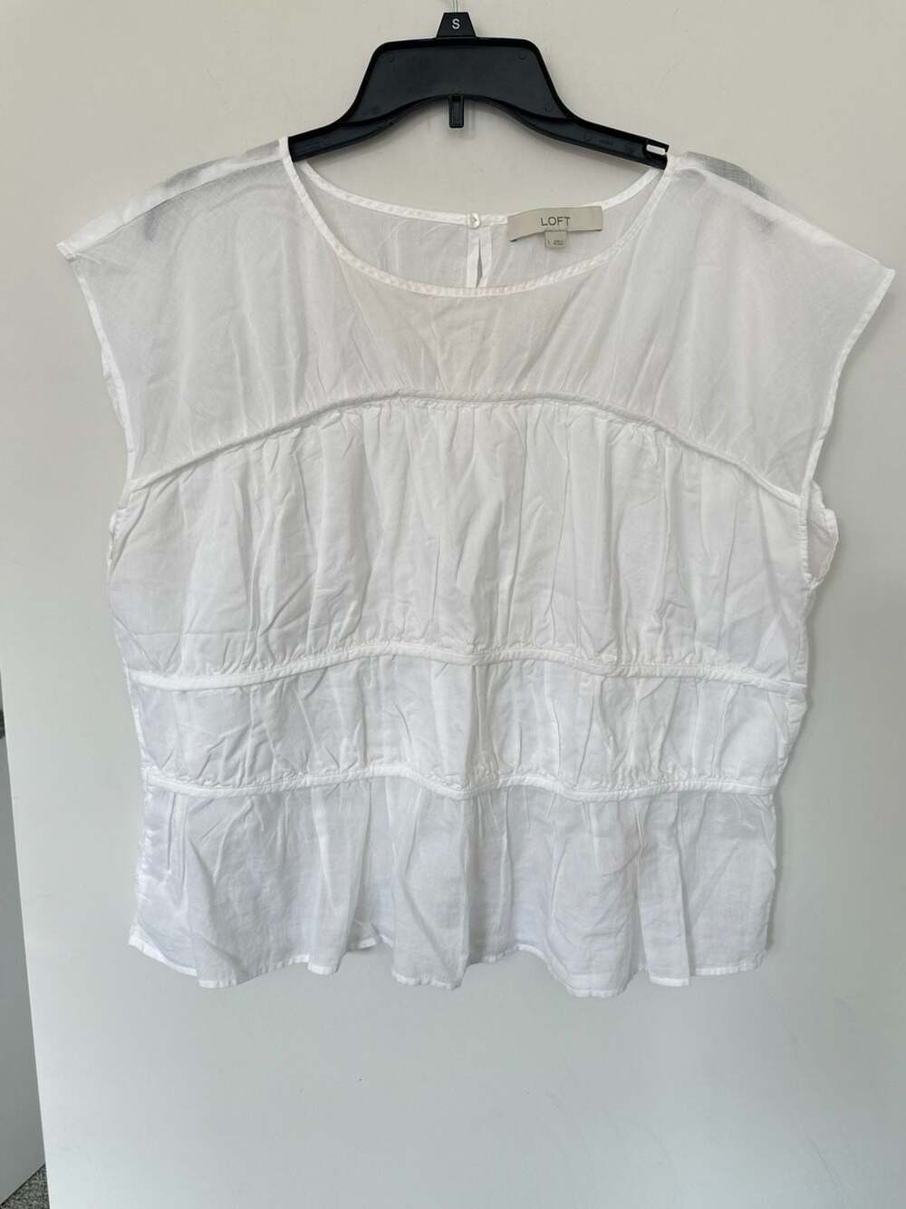 100% Cotton Loft Ruched Wedge Top Size L White Cotton Cap Sleeve Tiered Peplum B